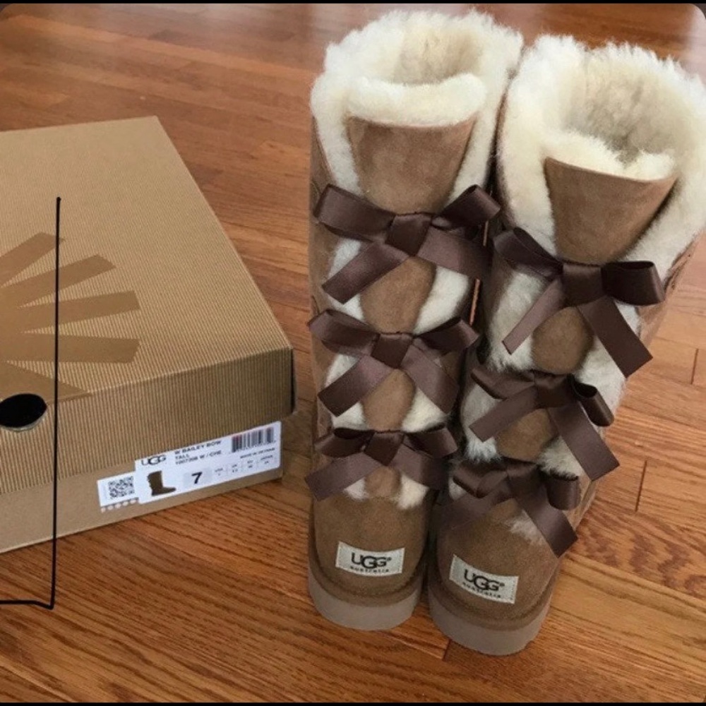 BAILEY BOW II TALL UGG BOOT